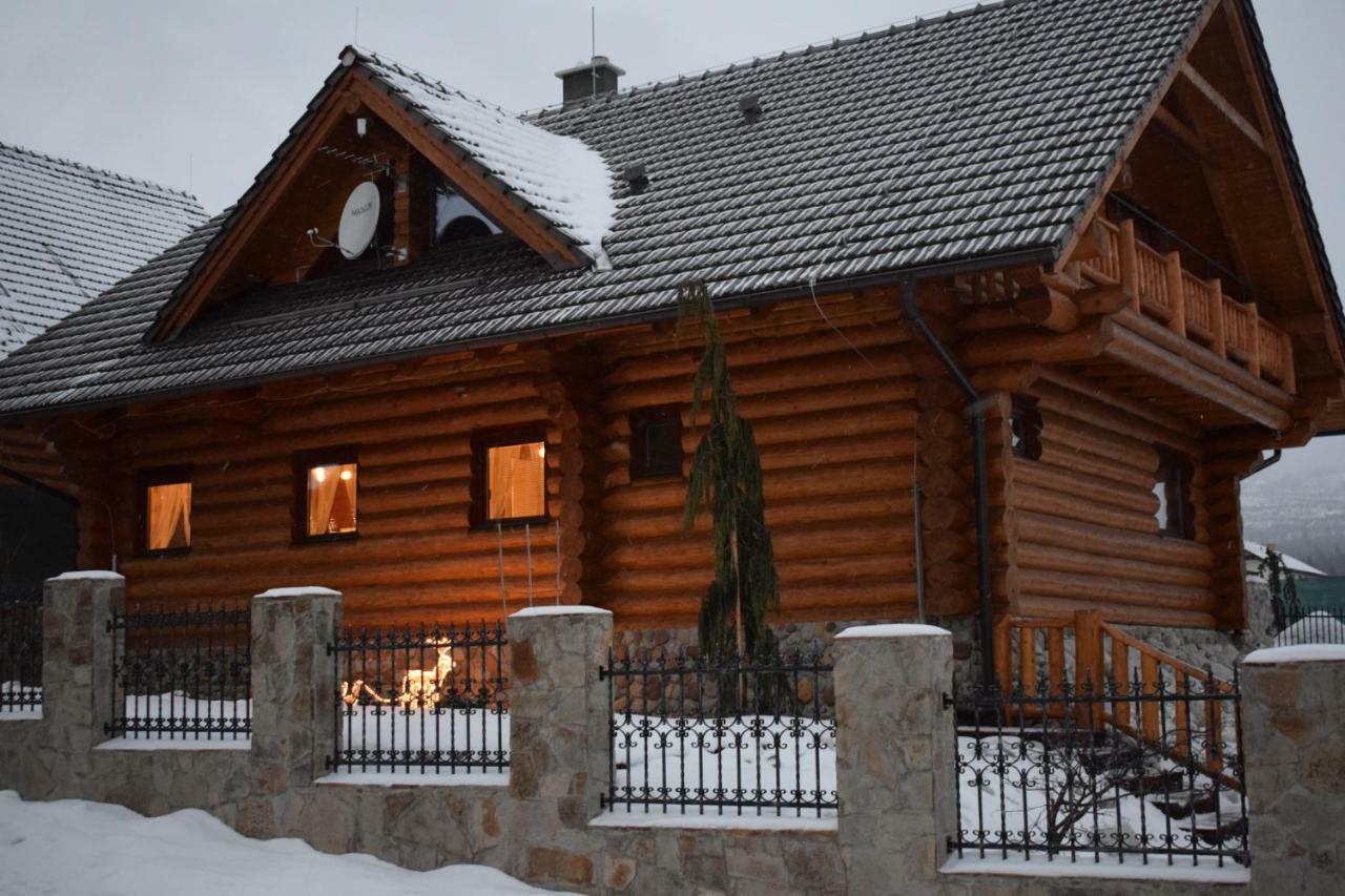 Вилла Zrubovy Dom - Moon Нова-Лесна Экстерьер фото